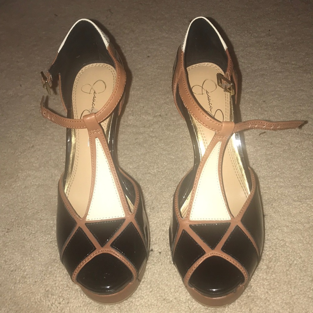 Jessica Simpson peep toe heel